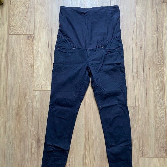 H&M maternity jeans, 2 pairs - Picture 2 of 6
